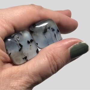 Pair of vintage art glass clip earrings abstract luminous unsigned